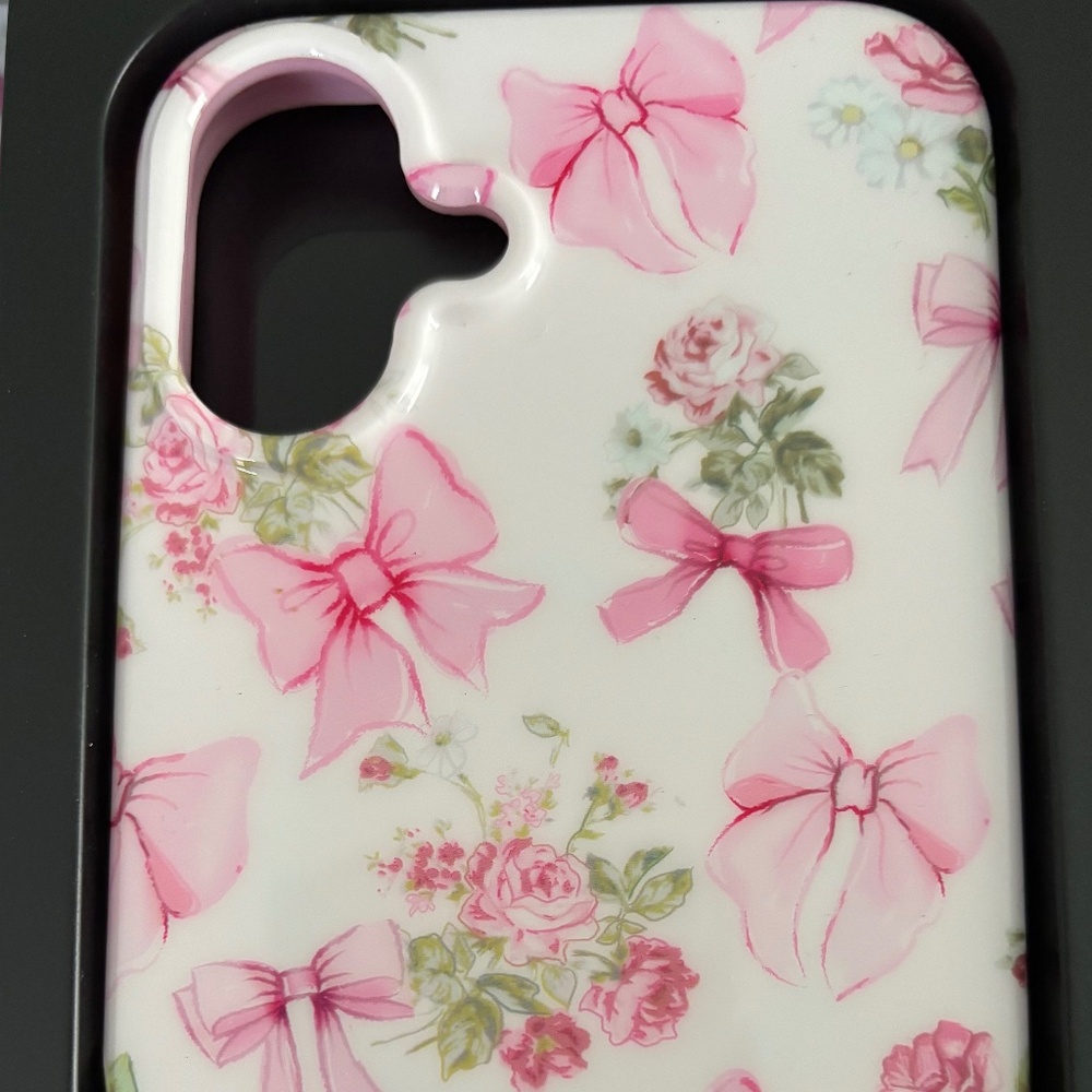 Velvet Caviar iPhone 16 Case